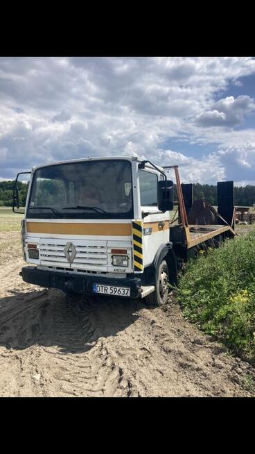 Autolaweta - samochód specjalny, laweta, niskopodwozie.