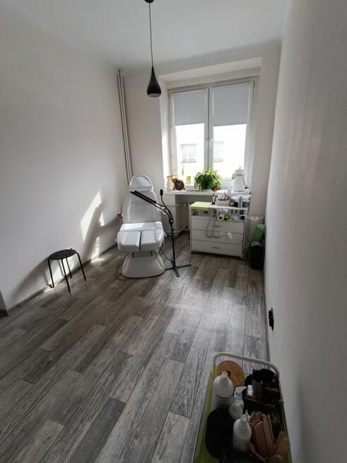 Lokal użytkowy Końskie, Łazienna