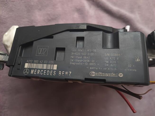 SIŁOWNIK SILNIK DOCIĄG KLAPY MERCEDES W212 KOMBI