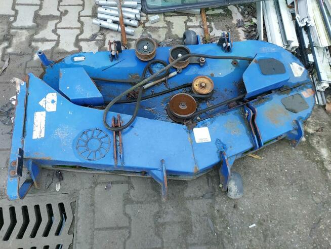 kosiarka Grizly do ogrodów i boisk, skręca w miejscu