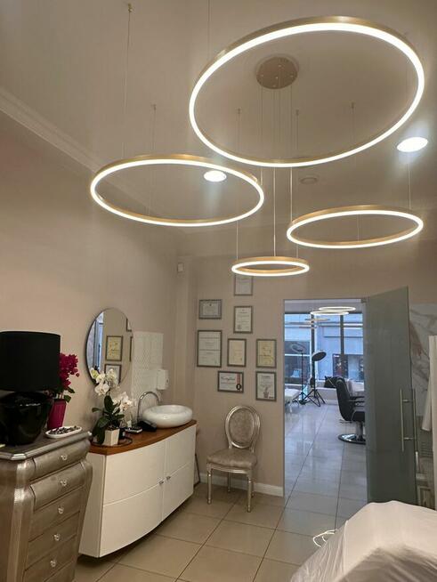 Wynajmę lokal - usługi fryzjerskie / stylizacja paznokci