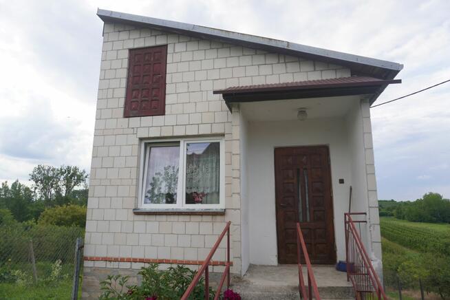 Dom z działką 47 ar i budynkami – Koprzywnica, ul. Miodowa 8