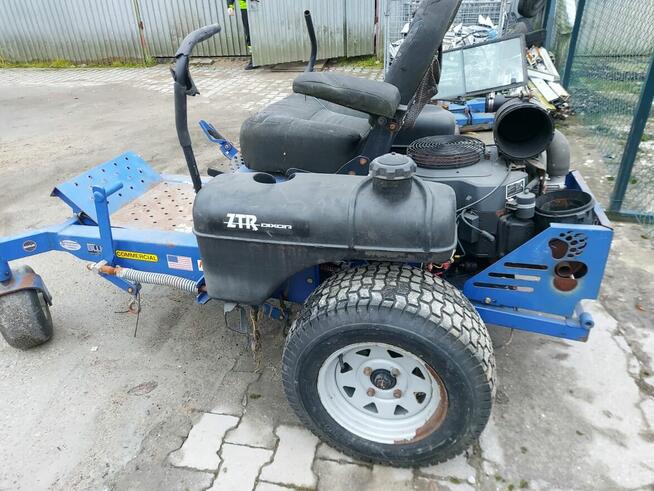 kosiarka Grizly do ogrodów i boisk, skręca w miejscu