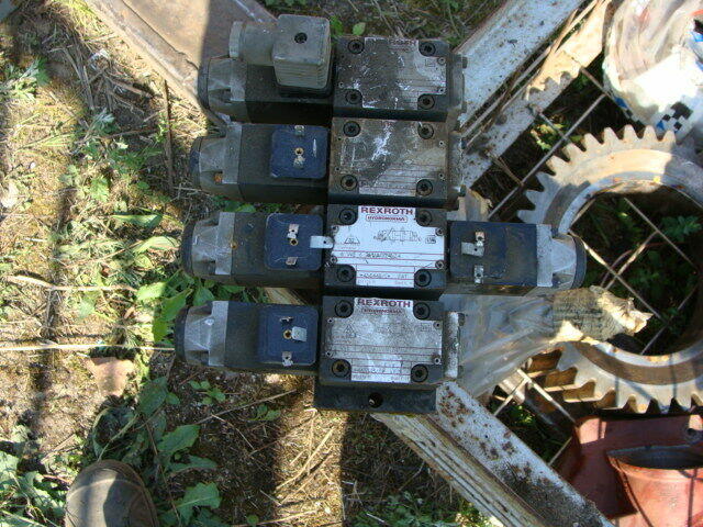 sworznie do maszyn budowlanych i rolniczych