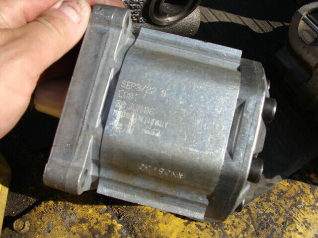 sworznie do maszyn budowlanych i rolniczych