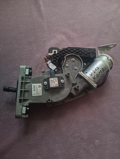 SIŁOWNIK SILNIK DOCIĄG KLAPY MERCEDES W212 KOMBI