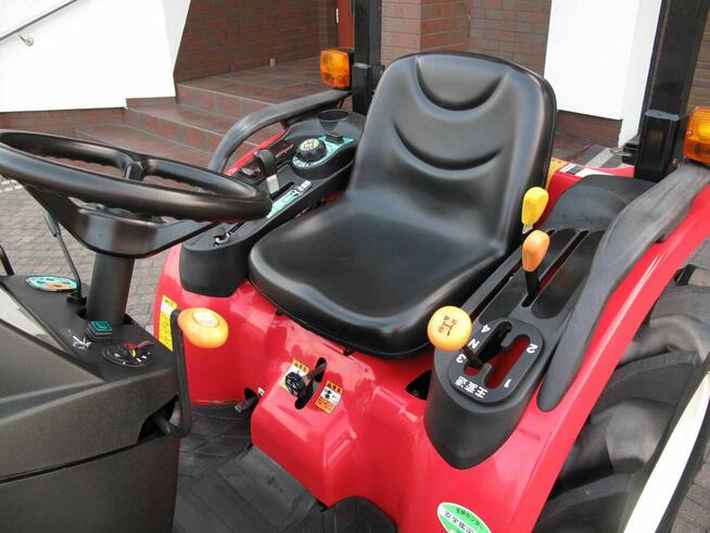 Mini Traktorek Yanmar EG120 4X4 20KM Wspomaganie Rewers