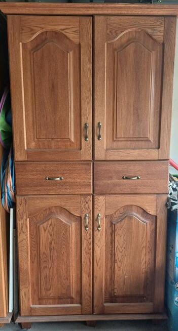 Szafy drewniane 2m