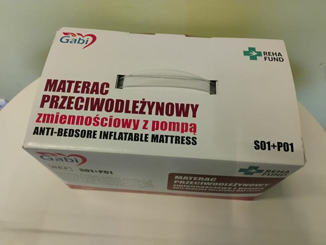 Materac przeciwodleżynowy rurowy zmiennociśnieniowy z pompą