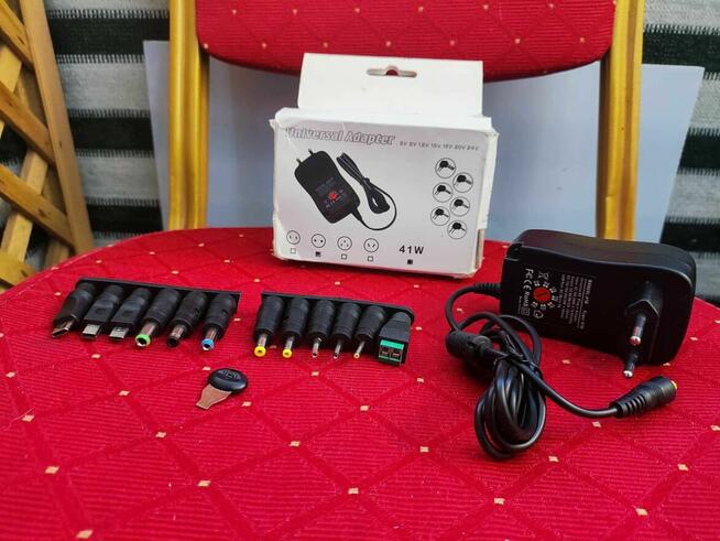 Zasilacz Uniwersalny Ładowarka Adapter AC41W 6V - 24V