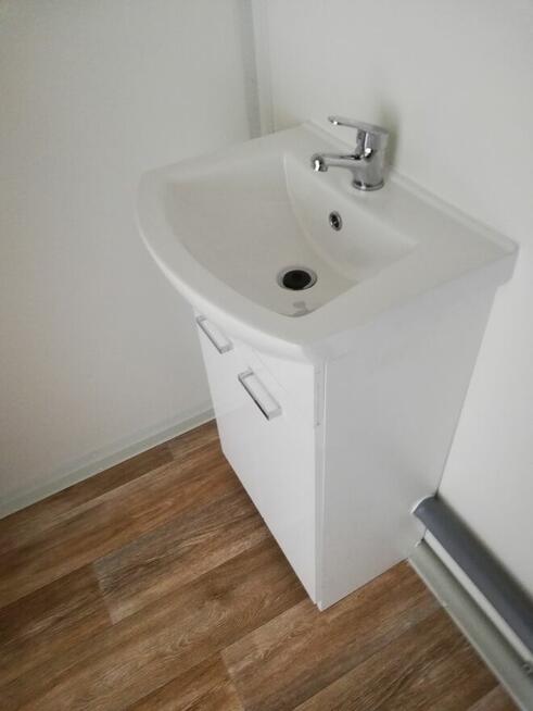 Kontener wc z łazienką pawilon socjalny sanitarny