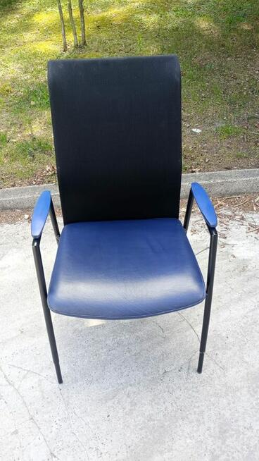 Krzesło konferencyjne mobilne Comforto krzesła biurowe