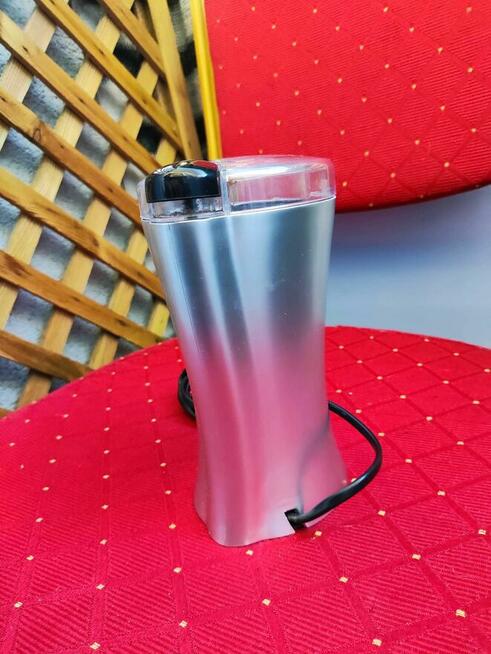 Młynek Elektryczny do Mielenia Kawy Pieprzu Ziół Przypraw