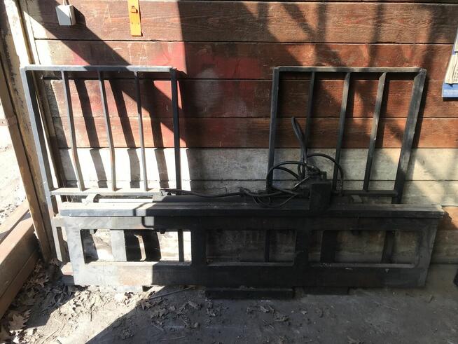 Paletyzer podwójny Szerokość 2000 mm.