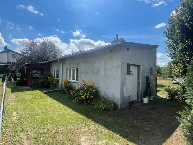 Dom z halą na dużej działce budowlano-usługowej