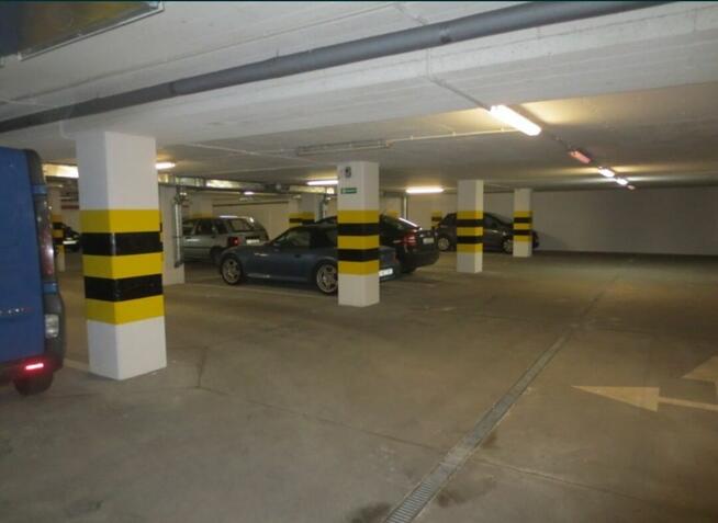 Garaż podziemny - miejsce postojowe w Katowicach ul. Opolska