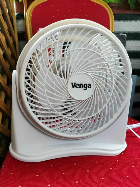 Wentylator Wiatrak Biały przenośny Venga stołowy VG VT 3003