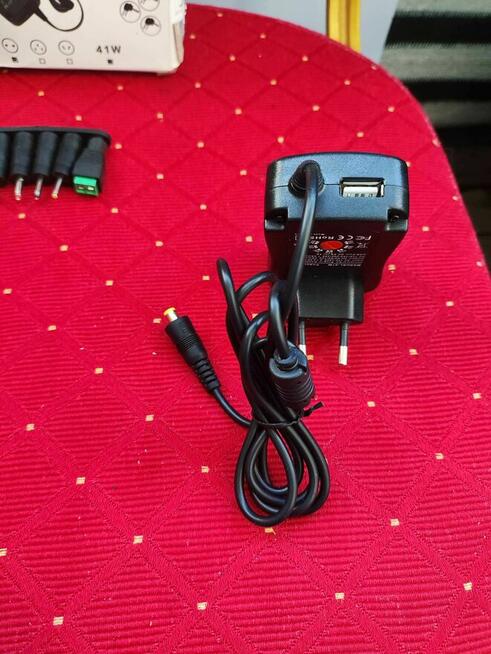 Zasilacz Uniwersalny Ładowarka Adapter AC41W 6V - 24V