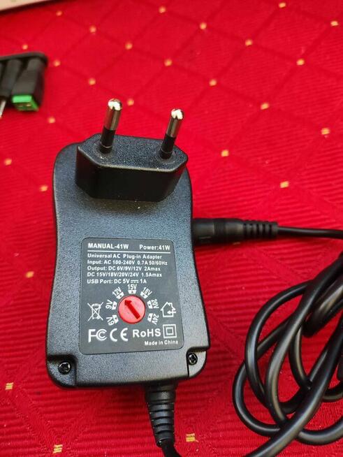 Zasilacz Uniwersalny Ładowarka Adapter AC41W 6V - 24V