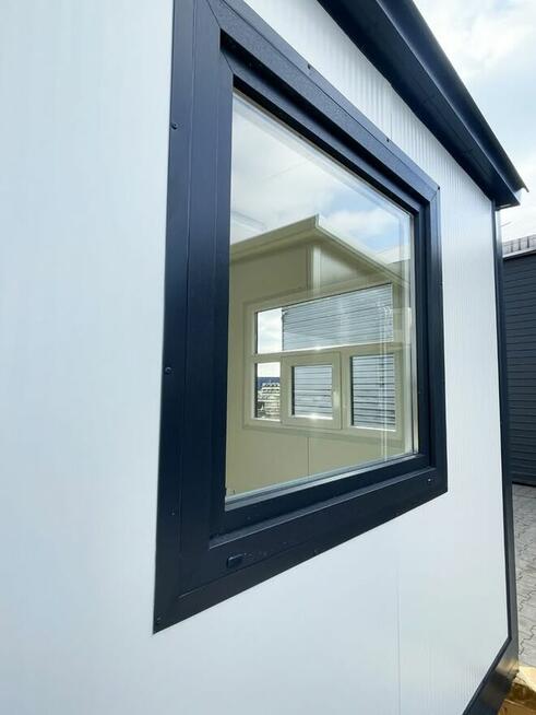 Kontener z łazienką socjalny sanitarny biuro