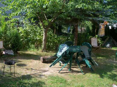 Ursynów niedaleko Auchan w domu pokój z aneksem