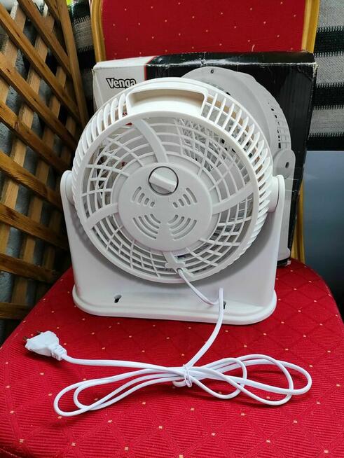Wentylator Wiatrak Biały przenośny Venga stołowy VG VT 3003