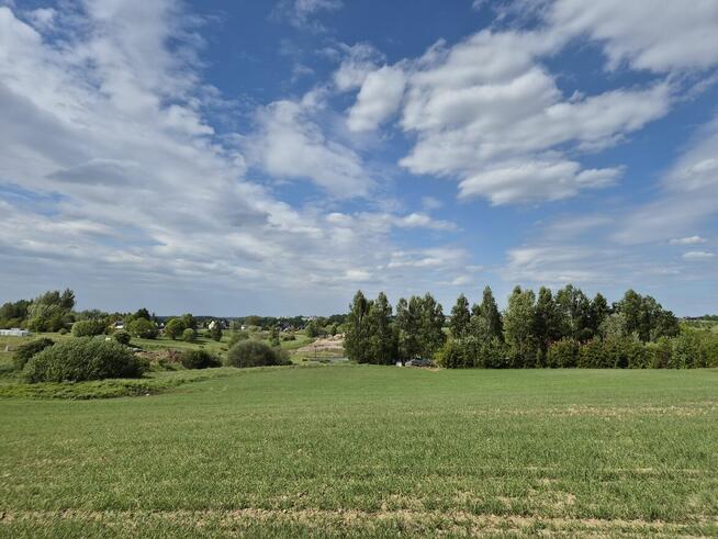 Sprzedam ziemię rolną pod siedlisko lub zabudowę