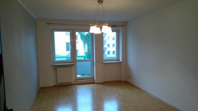 54-metrowe, Drzewieckiego, z miejscem garażowym 2000