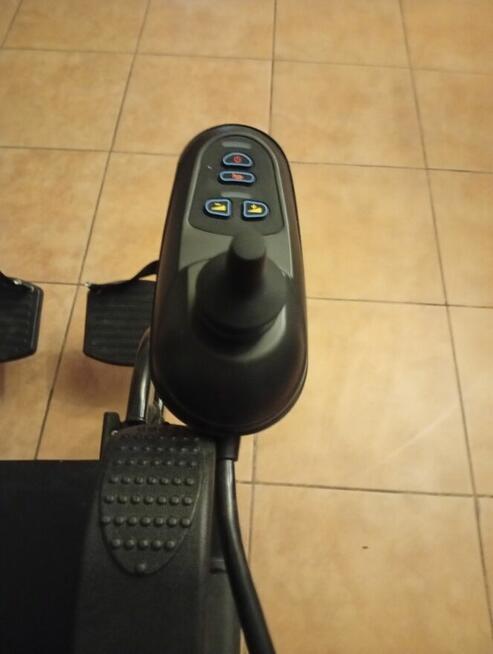 Sprzedam wózek elektryczny