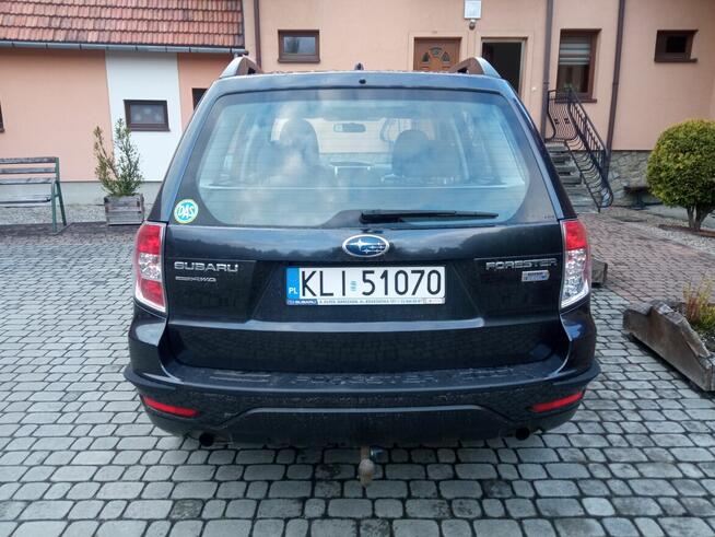 Subaru Forester salon zadbany skóra