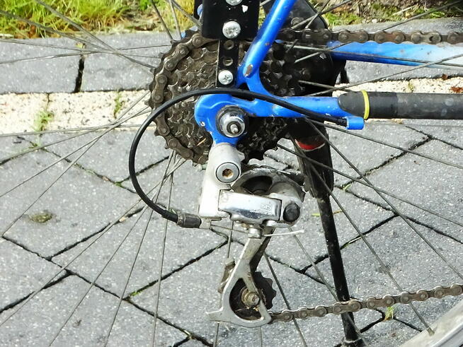 Rower typu ,,góral,, z ramą 24 i koła 26