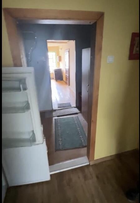 Kawalerka w spokojnej okolicy i dla spokojnej osoby.