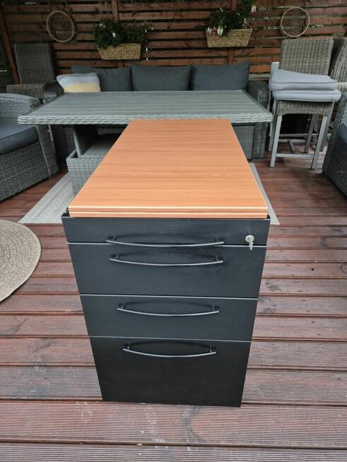 Szafka biurowa na dokumenty, kontenerek na klucz