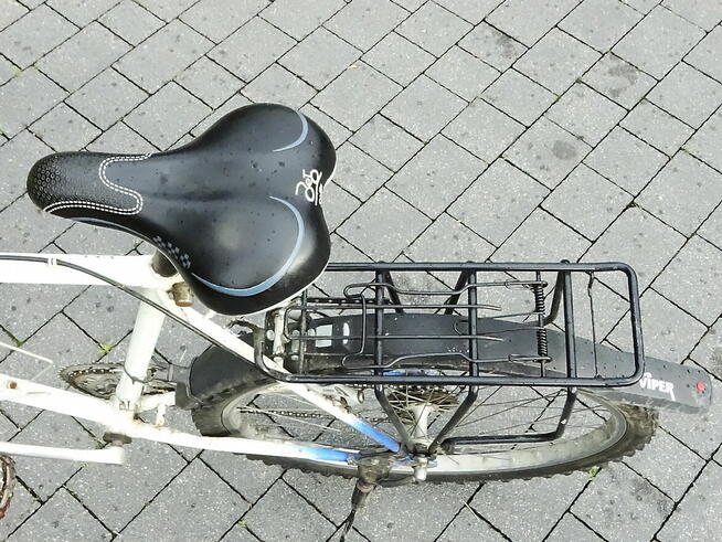 Rower typu ,,góral,, z ramą 24 i koła 26