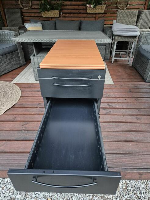 Szafka biurowa na dokumenty, kontenerek na klucz