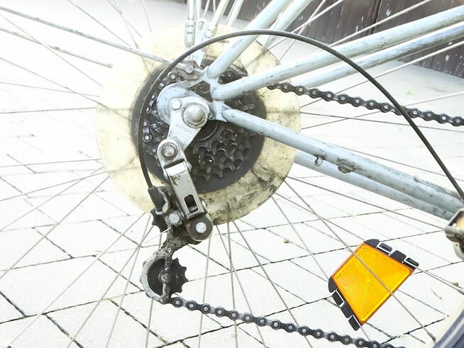 Francuski zabytkowy rower miejski Motobecane rama 22 koła 2