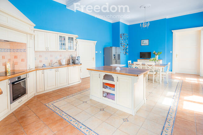 Dworek z duszą i historią – Sędławki, 1566 m²