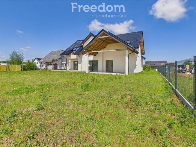 Energooszczędny dom z ogrodem blisko morza