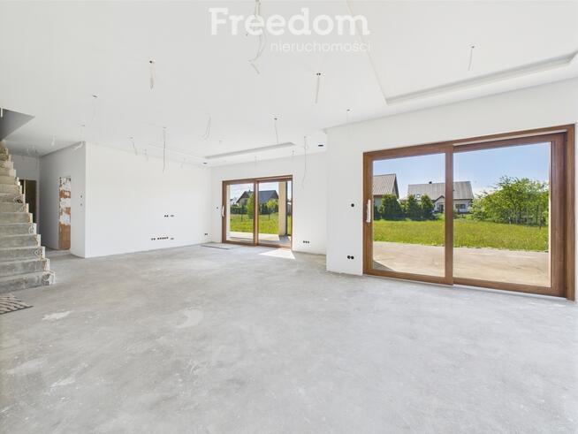 Energooszczędny dom z ogrodem blisko morza