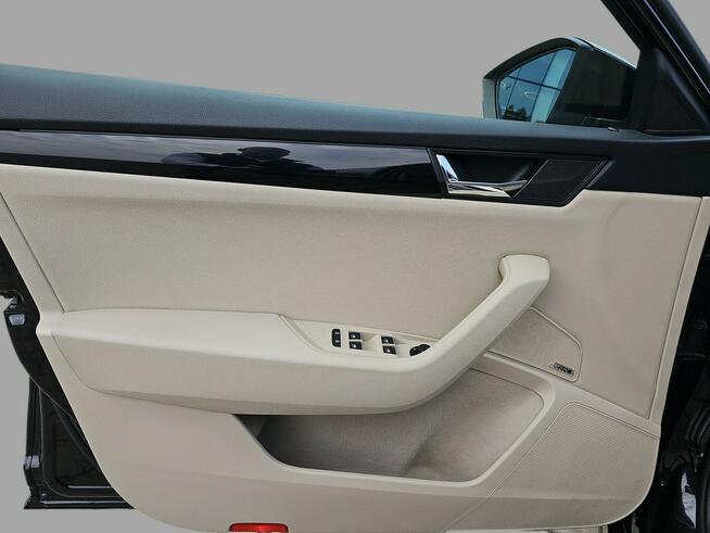 Škoda Superb Serwis ASO, Salon Polska, Webasto,Hak,Wyciszone wnętrze, Grupa Wróbel