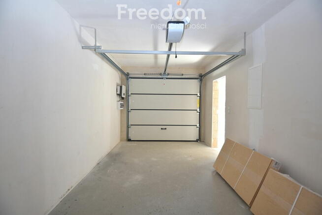 Dom deweloperski - 4-5 pokoi pompa ciepła i panele