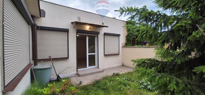 Dom z atrium i garażem Kolonia Gosławicka