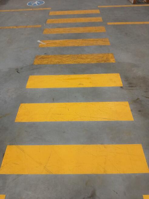 Sprzątanie Magazynów, hal , garaży,