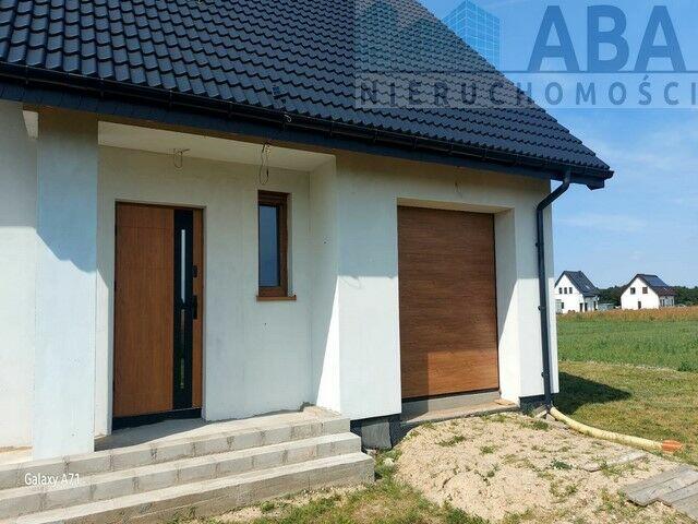 Sprzedam przestronny budynek mieszkalny z garażem - Rychwał