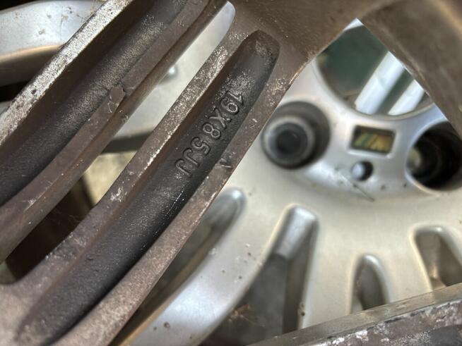 Sprzedam alufelgi 19 BMW 5