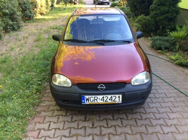 Opel Corsa. Rarytas. Stan kolekcjonerski.