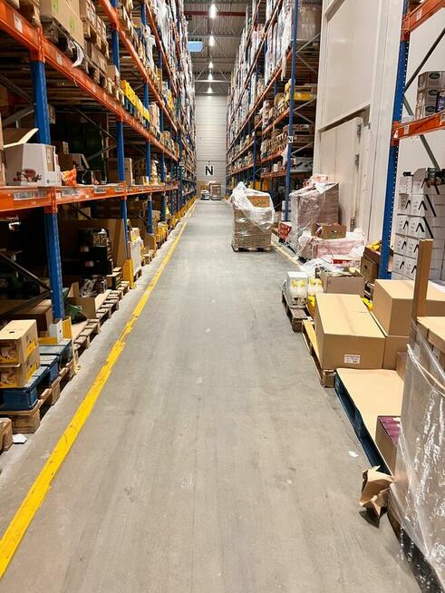 Sprzątanie Magazynów, hal , garaży,