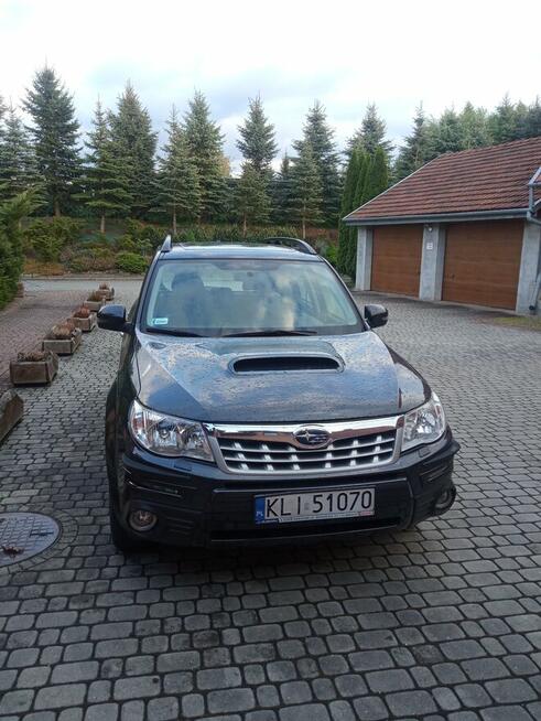 Subaru Forester salon zadbany skóra