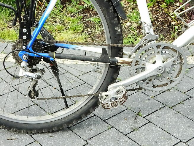 Rower typu ,,góral,, z ramą 24 i koła 26