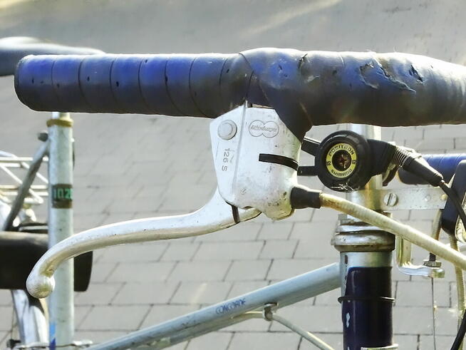 Francuski zabytkowy rower miejski Motobecane rama 22 koła 2